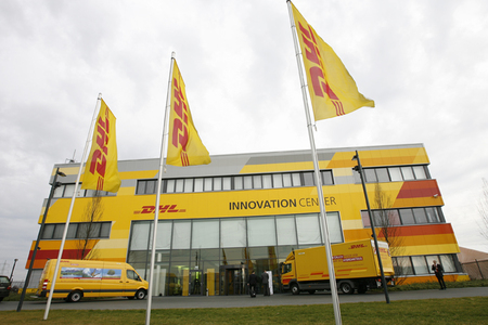 DHL.jpg